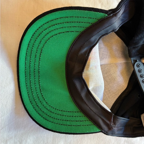 Vintage 90’s MTV Black Cap with Yellow, Red & Teal Embroidered Logo - Picture 5 of 5